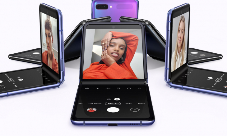 Samsung оголошує про старт продажів смартфона з гнучким екраном-Galaxy Z Flip за ціною 41 999 грн.